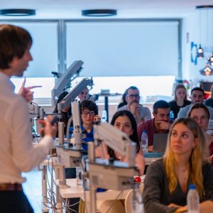 cursos de endodoncia aprendiendo